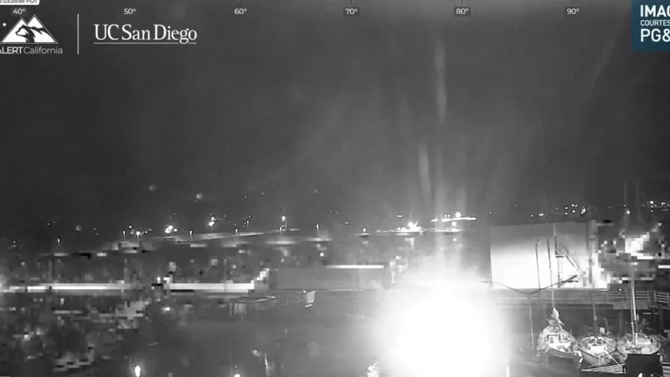 Vídeo mostra impacto do sismo em Kamchatka em porto da Califórnia