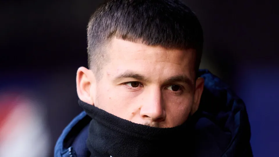 PAMPLONA, SPAIN - MARCH 16: Carles Perez of Getafe CF looks on prior to the LaLiga match between CA Osasuna and Getafe CF at Estadio El Sadar on March 16, 2025 in Pamplona, Spain. (Photo by Juan Manuel Serrano Arce/Getty Images)