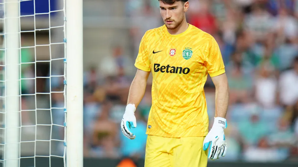 FARO, PORTUGAL - JULY 16: Franco Israel of Sporting CP during the Pre-Season Friendly match between Sporting CP and Celtic at Estadio Algarve on July 16, 2025 in Faro, Portugal.  (Photo by Gualter Fatia/Getty Images)