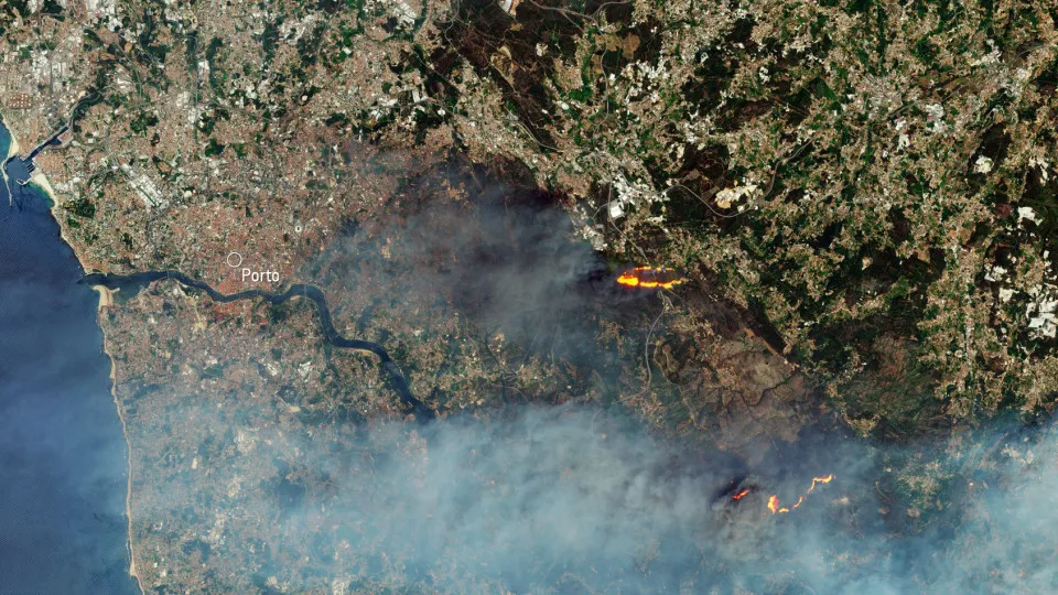 incêndios, imagem de satélite, portugal, paredes