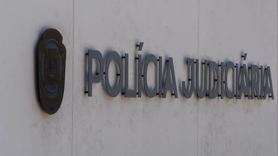 Homem de 60 anos detido nos Açores após violar "amiga da neta"