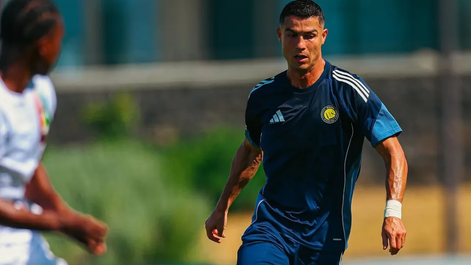 Estrela-Al Nassr 