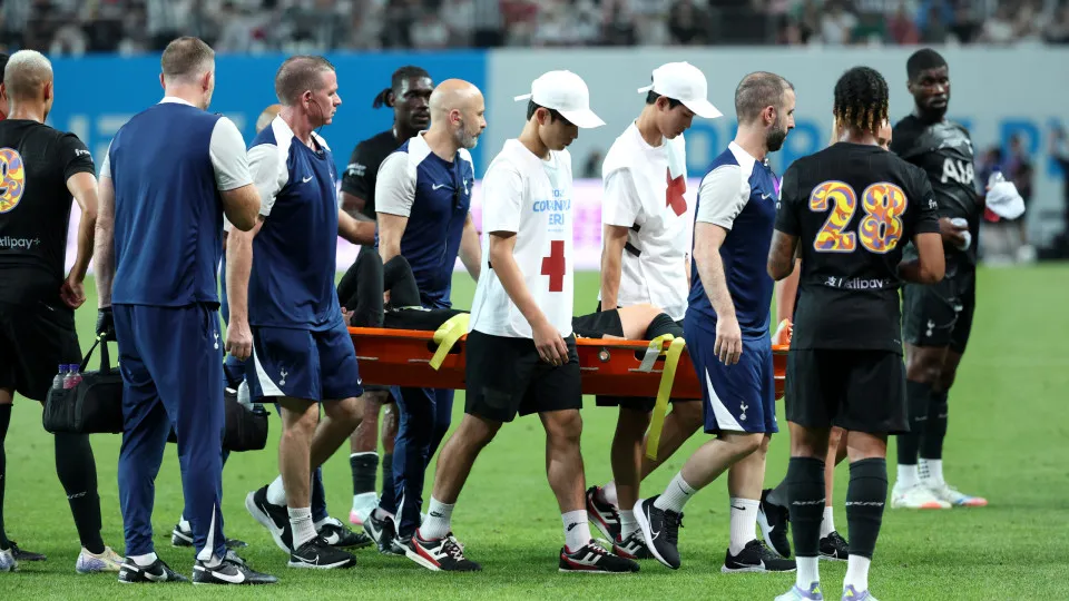 SEOUL, SOUTH KOREA - AUGUST 03: James Maddison of Tottenham Hotspur is stretchered off following an injury during the Pre-Season Friendly match between Tottenham Hotspur and Newcastle United at Seoul World Cup Stadium on August 03, 2025 in Seoul, South Ko