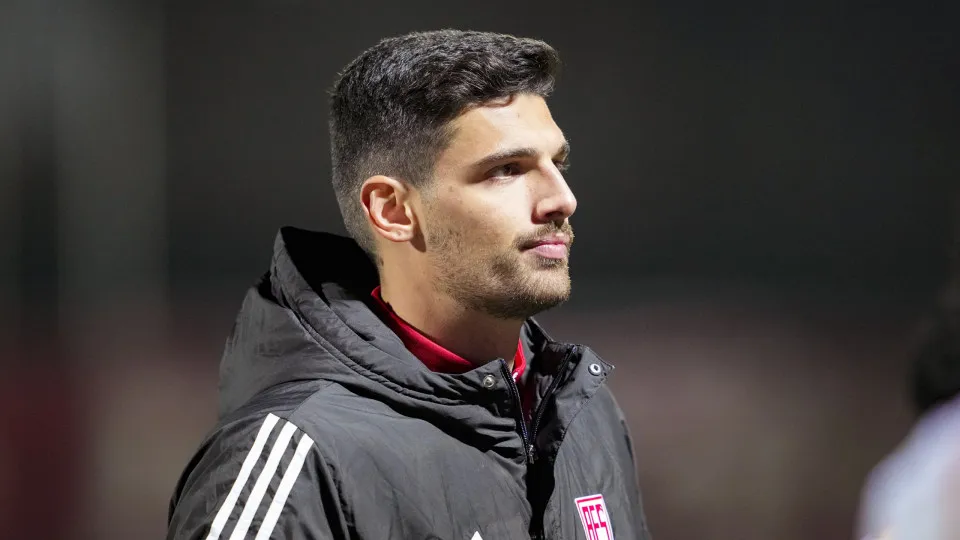 VILA DAS AVES, PORTUGAL - JANUARY 27: Baptiste Roux of AVS at the end of the Liga Portugal Betclic match between AVS and Gil Vicente FC at Estádio CD das Aves on January 27, 2025 in Vila das Aves, Portugal. (Photo by Pedro Loureiro/Eurasia Sport Images/Ge