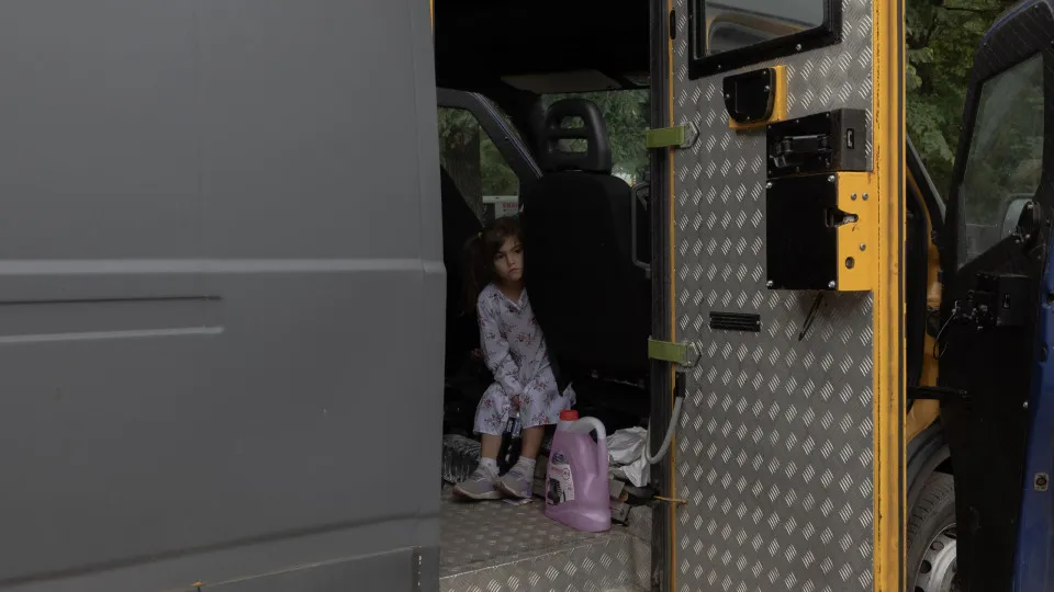 Dnipropetrovsk, Ucrânia, criança, evacuação