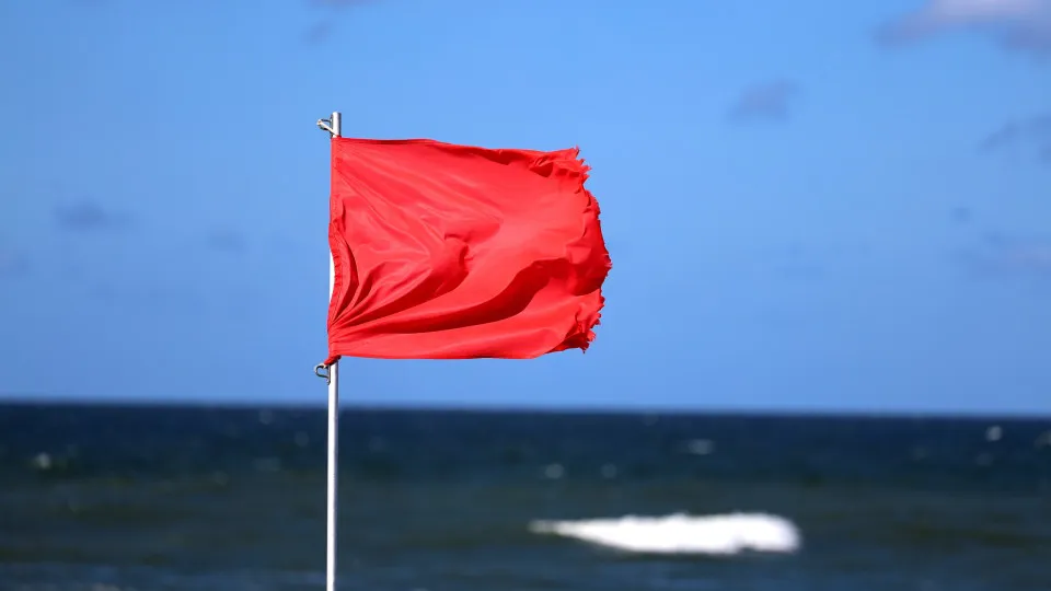 praia, bandeira vermelha