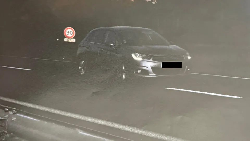 carro, França