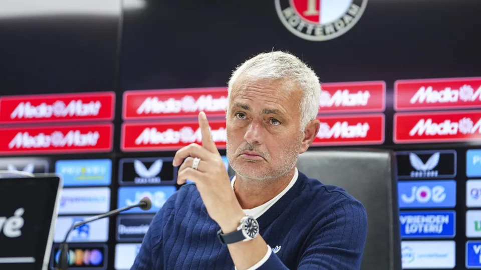 ROTTERDAM, NETHERLANDS - AUGUST 06: Head coach Jose Mourinho of Fenerbahce holds a press conference after the UEFA Champions League third qualifying round first leg match against Feyenoord, in Rotterdam, the Netherlands on August 06, 2025. (Photo by Agit 