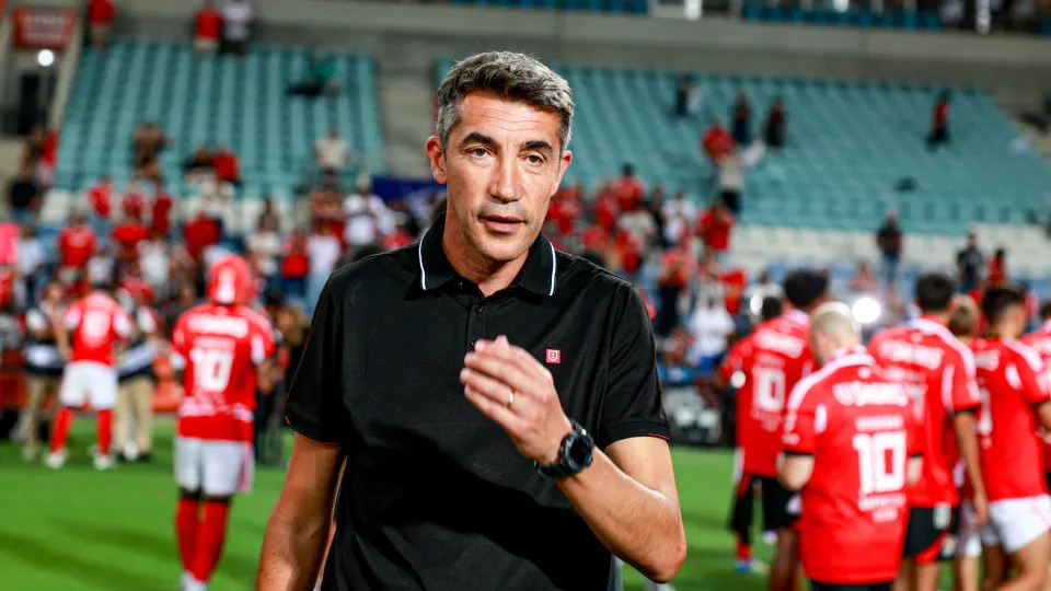 Bruno Lage is the head of SL Benfica during the Portugal Candido de Oliveira Super Cup final football match at the Estadio Algarve in Faro, Portugal, on July 31, 2025. (Photo by Valter Gouveia/NurPhoto via Getty Images)