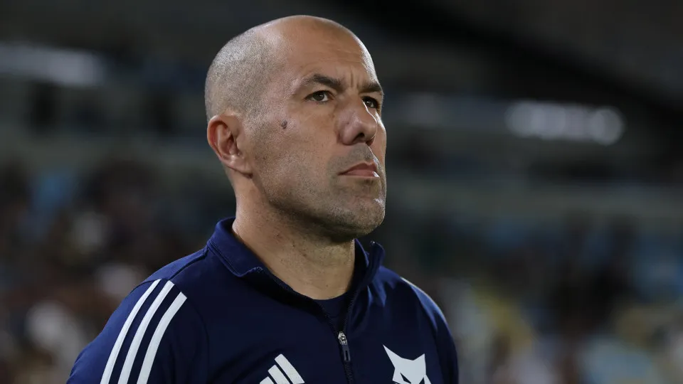 Leonardo Jardim perde no Rio e Cruzeiro falha liderança do Brasileirão