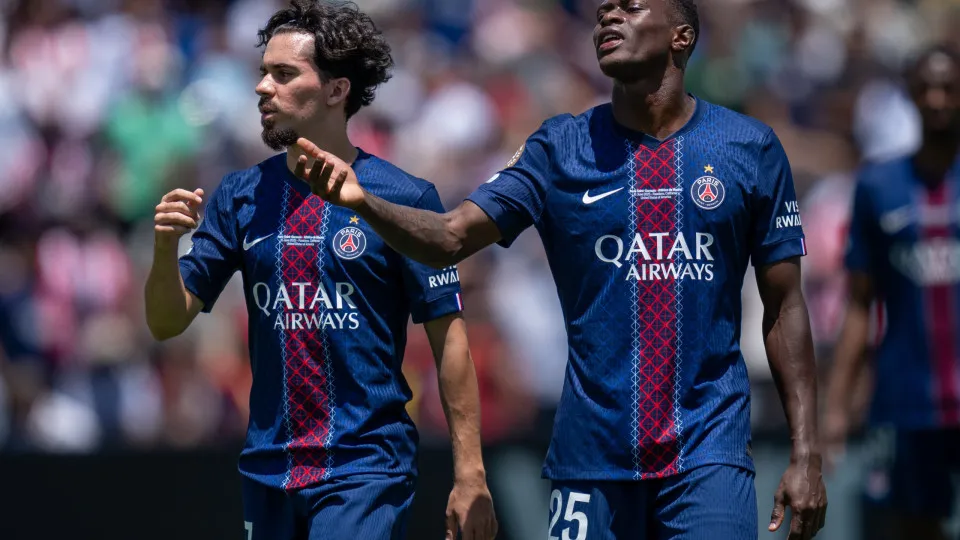 LOS ANGELES, CA - JUNE 15: Vitinha #17 of Paris Saint-Germain and Nuno Mendes #25  of Paris Saint-Germain reacts during a game between Atlético de Madrid and Paris Saint-Germain at Rose Bowl Stadium on June 15, 2025 in Los Angeles, California. (Photo by M