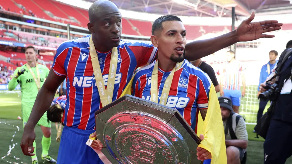 LONDON, ENGLAND - AUGUST 10: Jean-Philippe Mateta and Daniel Munoz of Crystal Palace celebrate with trophy after winning the 2025 FA Community Shield match between Crystal Palace and Liverpool at Wembley Stadium on August 10, 2025 in London, England. (Pho