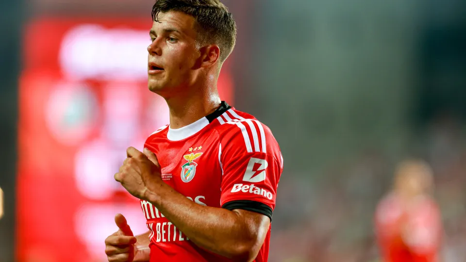 Samuel Dahl defends for SL Benfica during the Portugal Candido de Oliveira Super Cup final football match at the Estadio Algarve in Faro, Portugal, on July 31, 2025. (Photo by Valter Gouveia/NurPhoto via Getty Images)