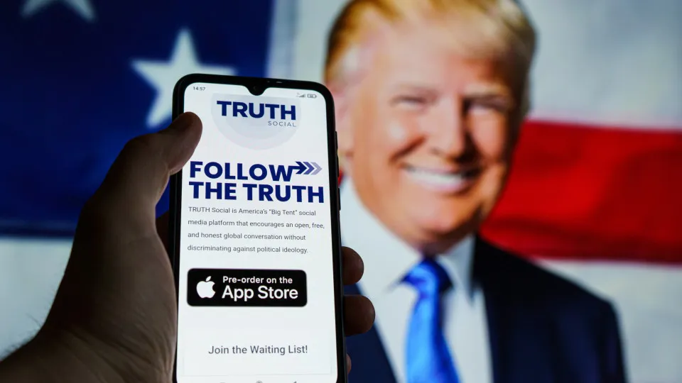 Truth. Trump processado por venda de acesso prioritário a publicações