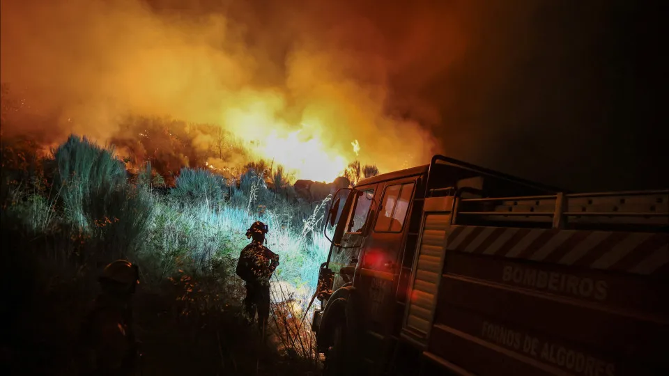 Incêndios em Portugal ; Trancoso ; Bombeiros
