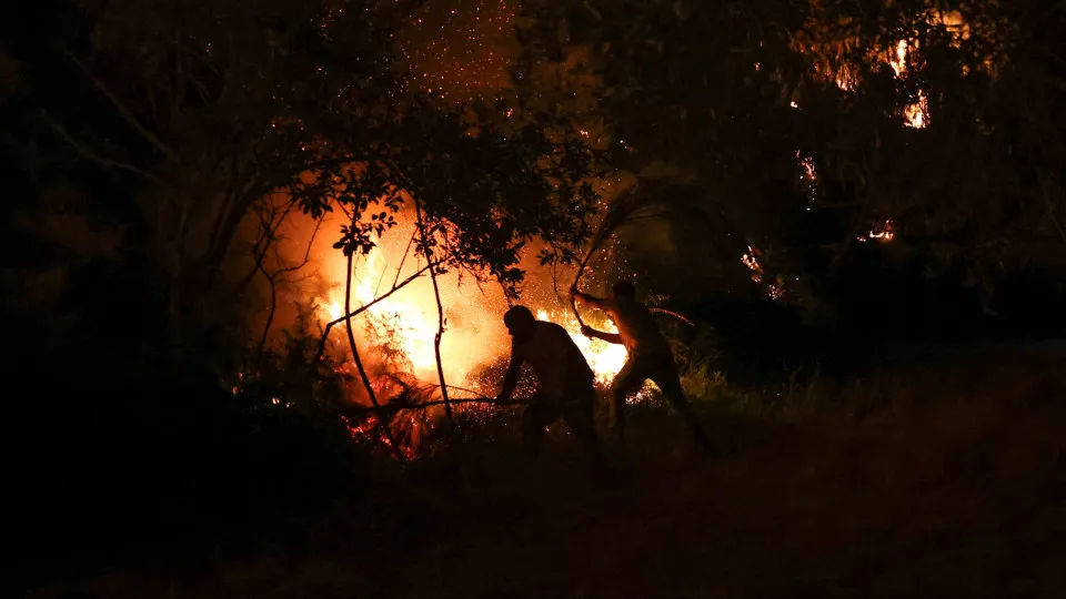 Incêndios em Portugal ; Trancoso ; Bombeiros