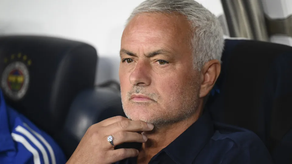 ISTANBUL, TURKIYE - AUGUST 12: Head coach Jose Mourinho of Fenerbahce during the UEFA Champions League third qualifying round second-leg football match between Fenerbahce and Feyenoord at Chobani Stadium in Istanbul, Turkiye on August 12, 2025. (Photo by 