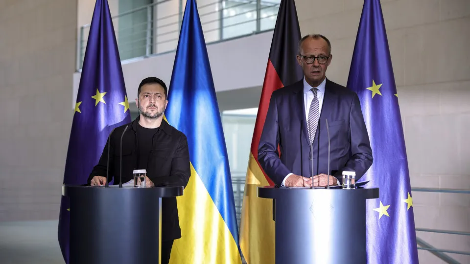 Merz, Zelensky