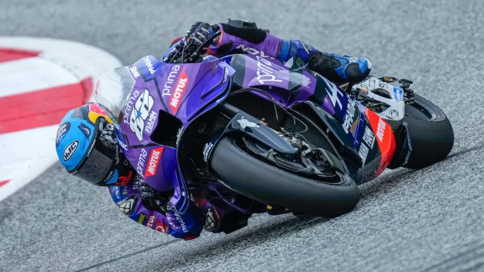 SPIELBERG, AUSTRIA - AUGUST 17: Miguel Oliveira of Portugal and Prima Pramac Yamaha MotoGP during the warm up ahead of the race of the MotoGP of Austria at the Red Bull Ring on August 17, 2025 in Spielberg, Austria. (Photo by Guenther Iby/SEPA.Media /Gett
