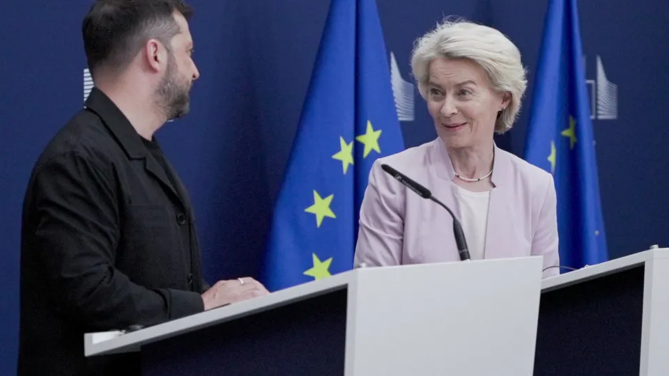 Von der Leyen felicita economista francês co-laureado com o Nobel