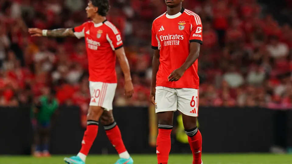 LISBON, PORTUGAL - AUGUST 12: Florentino Luis of SL Benfica during the UEFA Champions League Third Qualifying Round Second Leg match between SL Benfica and OGC Nice at Estadio da Luz on August 12, 2025 in Lisbon, Portugal.  (Photo by Gualter Fatia/Getty I