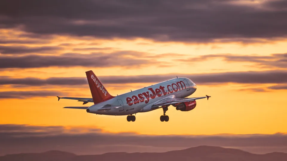 avião, easyjet
