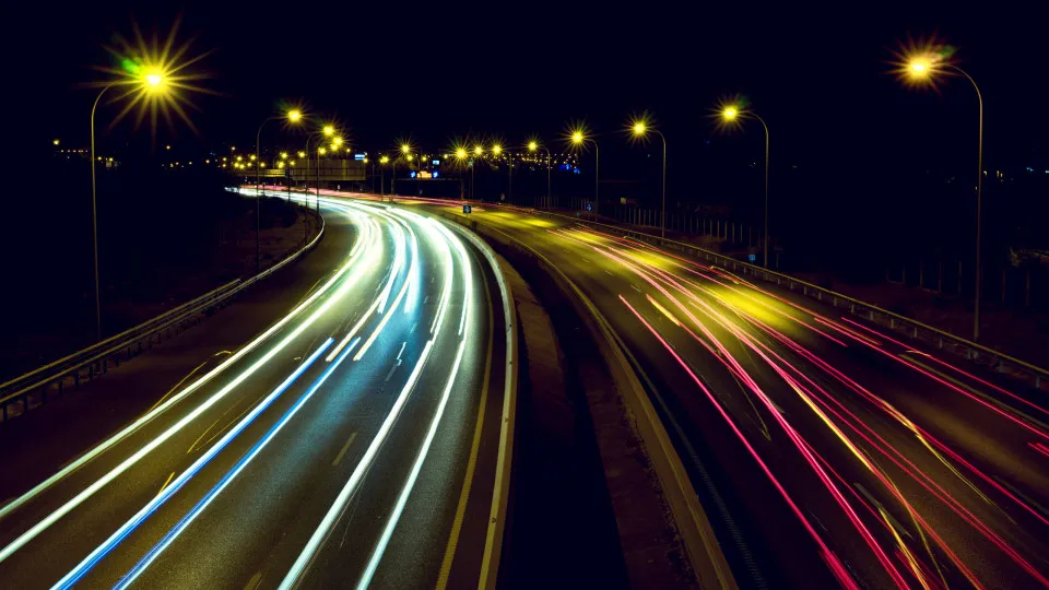 Velocidade na A-40 em Madrid, Espanha.