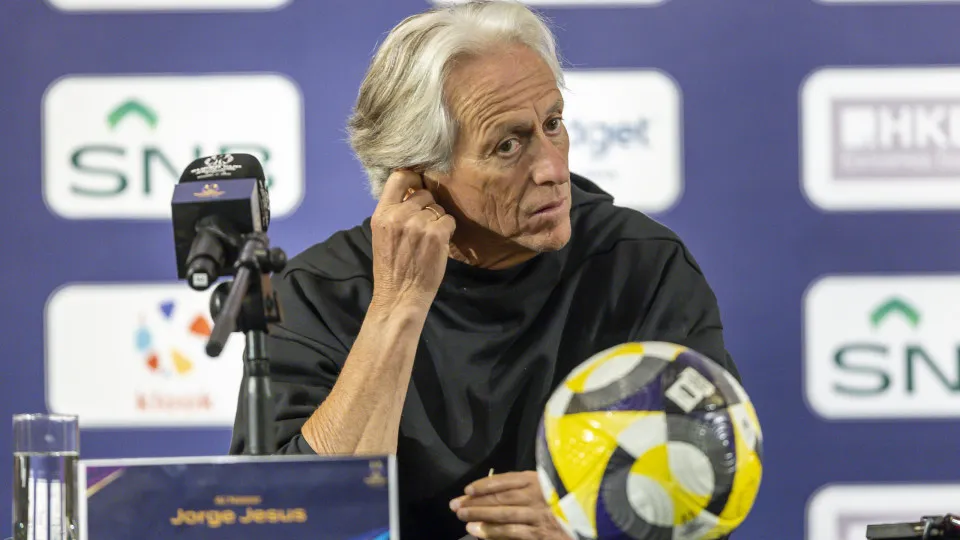 Jorge Jesus confirmado no Football Summit 2025