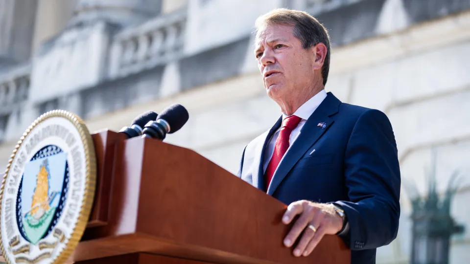 Governador do Nebraska Jim Pillen