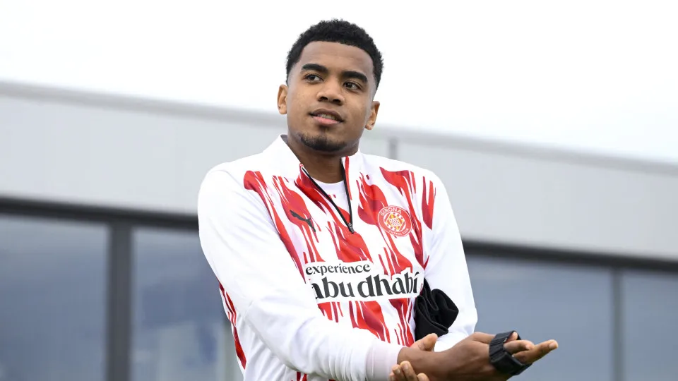 Girona's Colombian midfielder #22 Jhon Solis Romero attendS a training session on the eve of the UEFA Champions League football match between AC Milan and Girona FC at the Puma Academy training ground in Girona on January  21, 2025. (Photo by Josep LAGO /