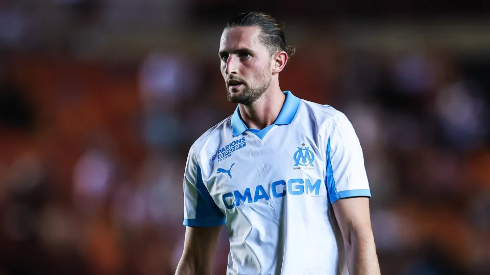 TARRAGONA, SPAIN - JULY 29: Adrien Rabiot of Olympique Marseille looks on during the AirCup match between Valencia and Marseille at Nou Estadi Costa Daurada on July 29, 2025 in Tarragona, Spain. (Photo by Eric Alonso/Getty Images)