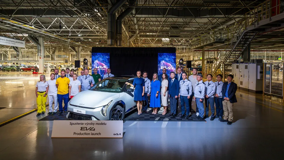Kia EV4