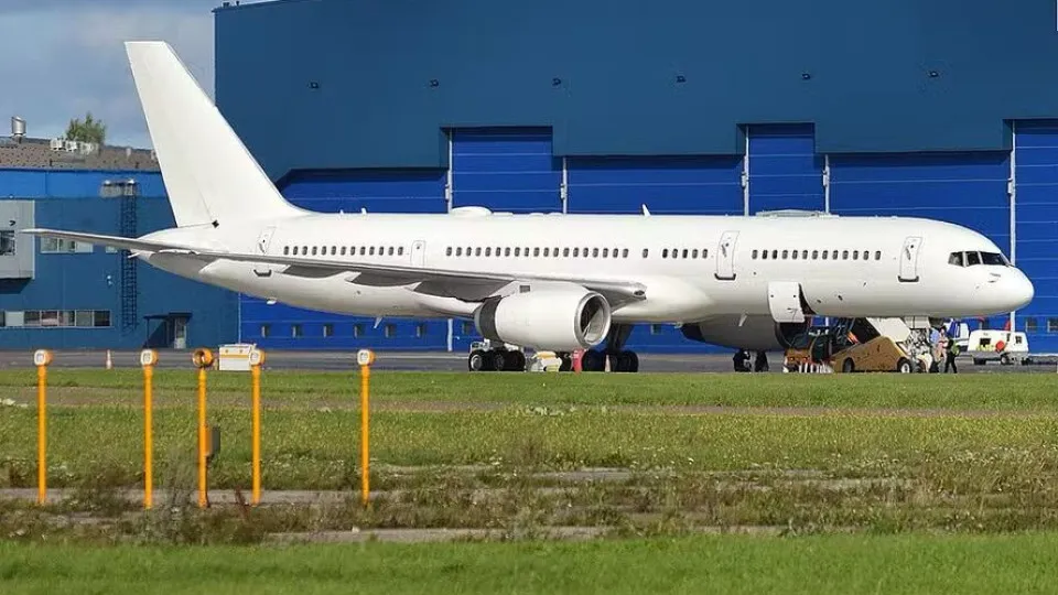 avião FA, Estados Unidos, Brasil