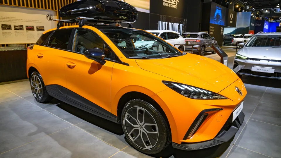 Novo carro elétrico MG4 terá baterias de estado semi-sólido