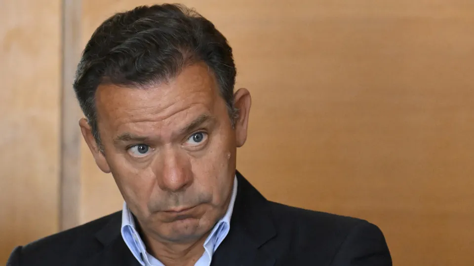 Luís Montenegro, primeiro-ministro