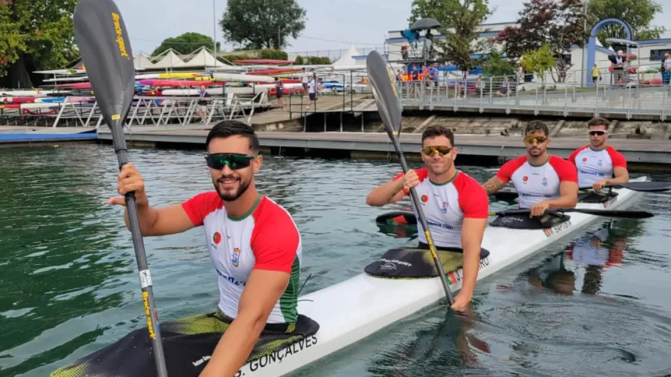 Mundiais Canoagem K4 500
