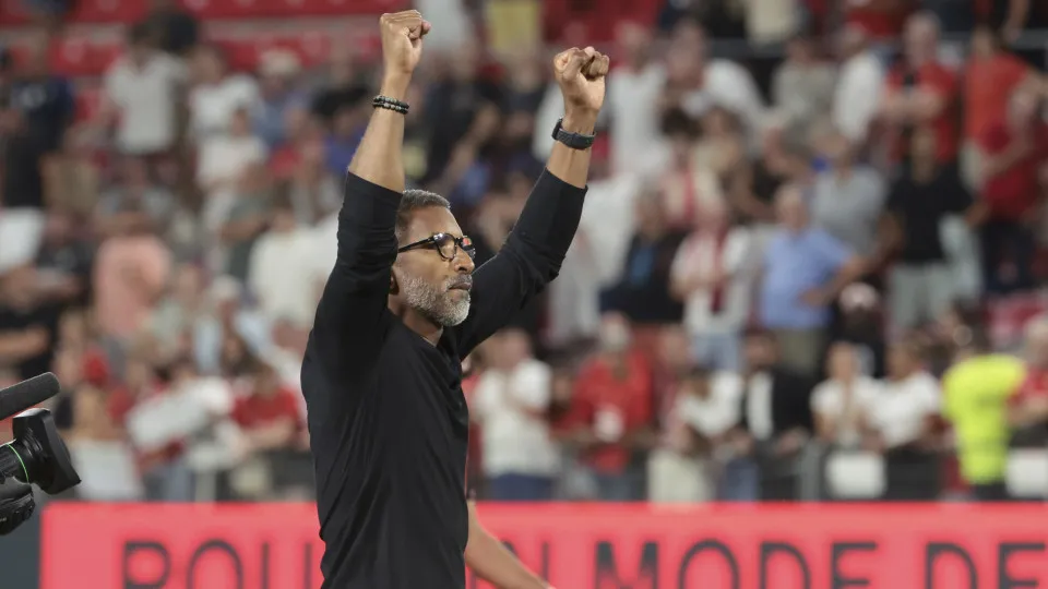 RENNES, FRANCE - AUGUST 15: Coach of Stade Rennais Habib Beye celebrates the victory following the Ligue 1 McDonald's football match between Stade Rennais FC and Olympique de Marseille (OM) at Roazhon Park on August 15, 2025 in Rennes, France. (Photo by J