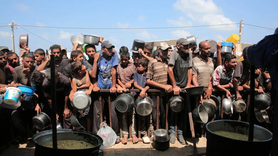 Faixa de Gaza em "ponto de rutura". "Encontrei crianças a morrer de fome"