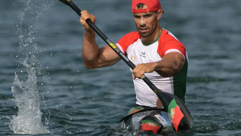 Portugal's Fernando Pimenta competes in the men's kayak single 1000m heats canoe sprint competition at Vaires-sur-Marne Nautical Stadium in Vaires-sur-Marne during the Paris 2024 Olympic Games on August 7, 2024. (Photo by Bertrand GUAY / AFP) (Photo by BE