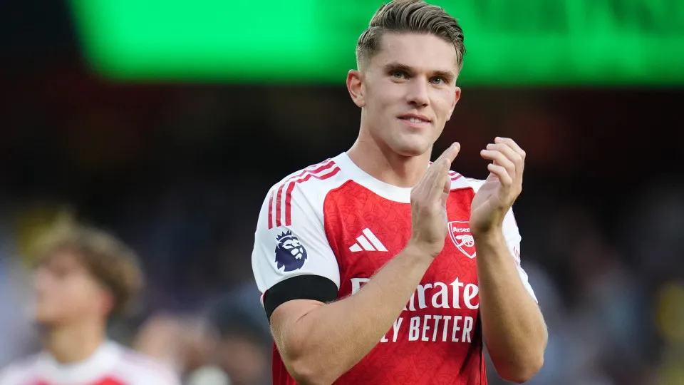 Arsenal's Viktor Gyokeres acknowledges the fans after the Premier League match at the Emirates Stadium, London. Picture date: Saturday August 23, 2025. (Photo by John Walton/PA Images via Getty Images)