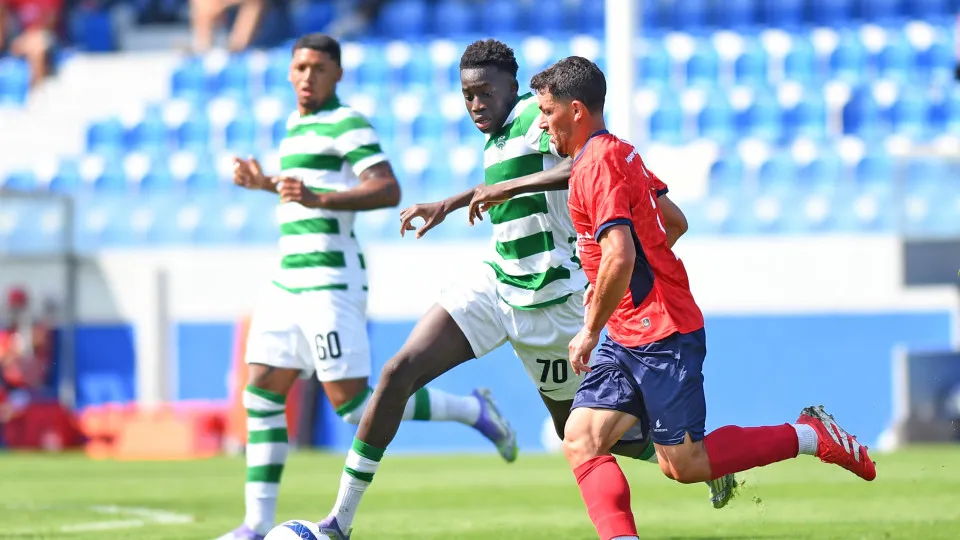 Oliveirense-Sporting B Salvador Blopa