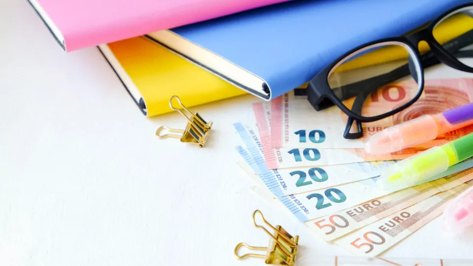 Regresso às aulas à porta. Quem tem direito ao apoio ação social escolar?