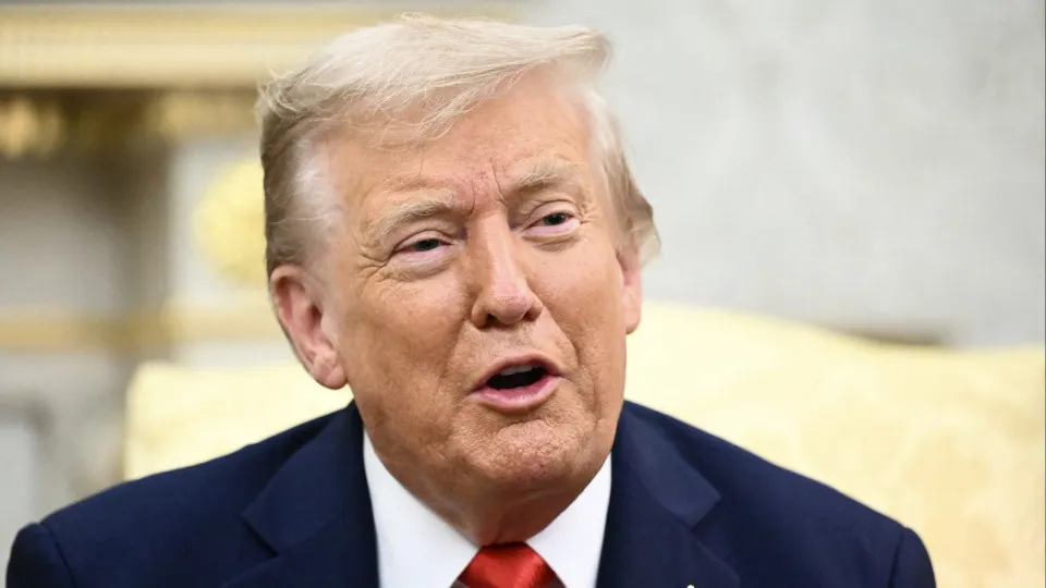 Trump garante abater aviões venezuelanos se ameaçarem forças dos EUA