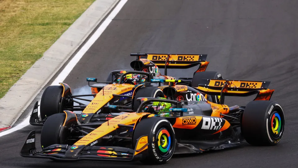 Oscar Piastri e Lando Norris durante o GP da Hungria de Fórmula 1