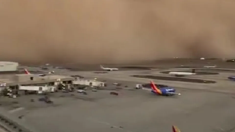 Tempestade de areia intensa deixa Phoenix "assustada". Ora veja