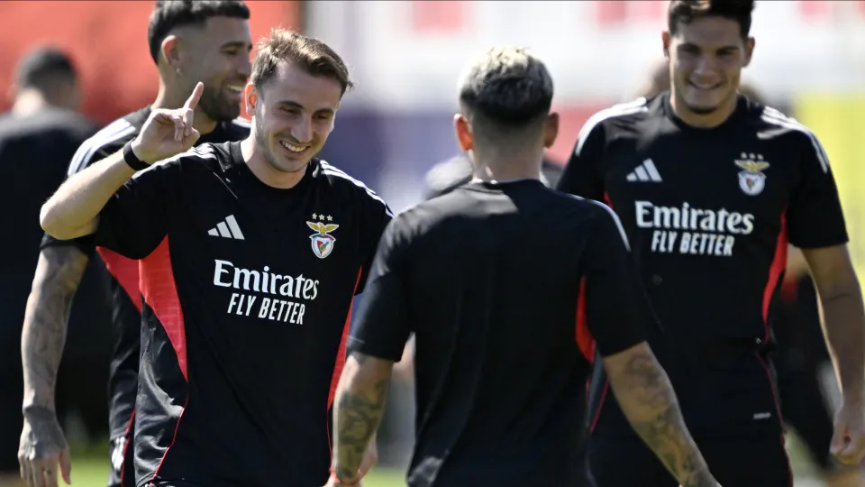 Benfica prepara Fenerbahçe com quatro baixas. Florentino na equipa B