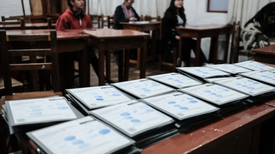 Parlamento da Bolívia vira à Direita, após 20 anos de Esquerda no poder