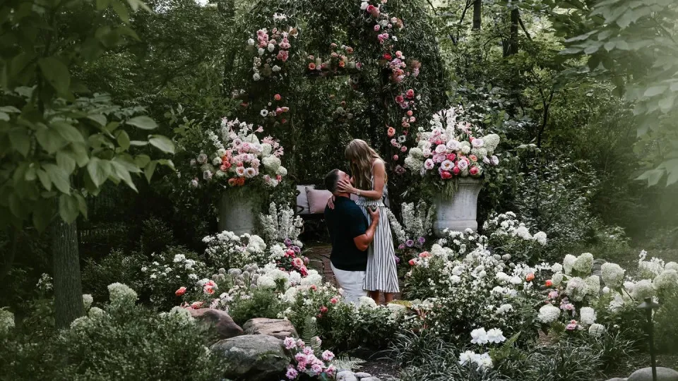 Taylor Swift e Travis Kelce. Todos os detalhes do noivado milionário