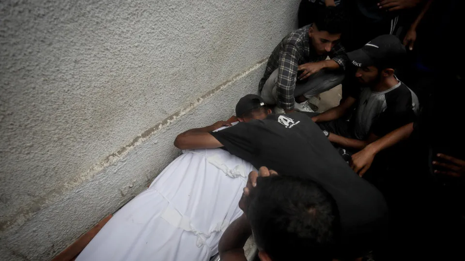 Hamas acusa Israel de deter corpos de palestinianos: "Crime hediondo"