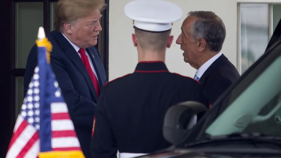 "Imprudência" ou "factoide"? Cá também se comentam as palavras de Marcelo